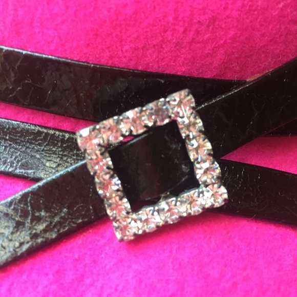 Pink Hat, Gabriel Amar Frank Olive Woolen Hat - Picture 6 of 15